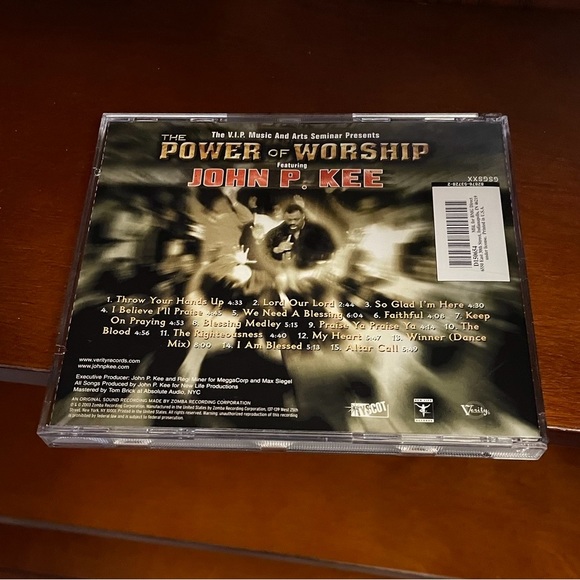 The VIP Music & Arts Seminar PRESENTS THE
POWER OF WORSHIP FEATURING JOHN P KEE - Picture 6 of 7